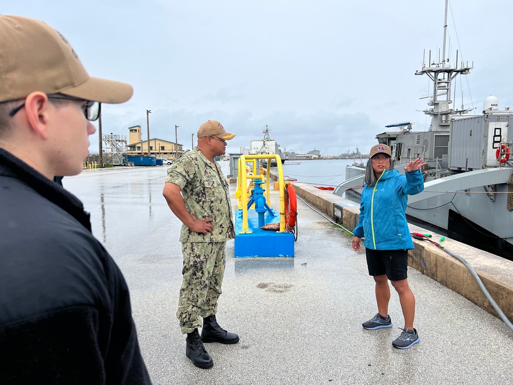 USS Shiloh Tours Unmanned Surface Vessel Seahawk