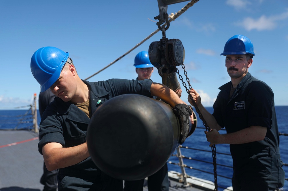 USS Dewey (DDG 105) Conducts Torpedo Upload