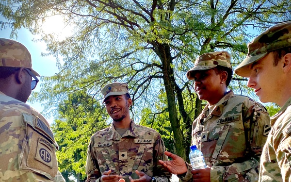 Soldiers of the 3rd DSB conduct training