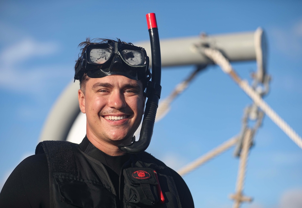 Union Grove, Wisconsin Native Serves aboard USS Dewey (DDG 105) While Conducting Operations in the Philippine Sea