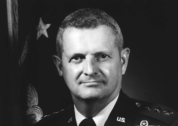 F-105 Thunderchief display at Arnold AFB honors Bond