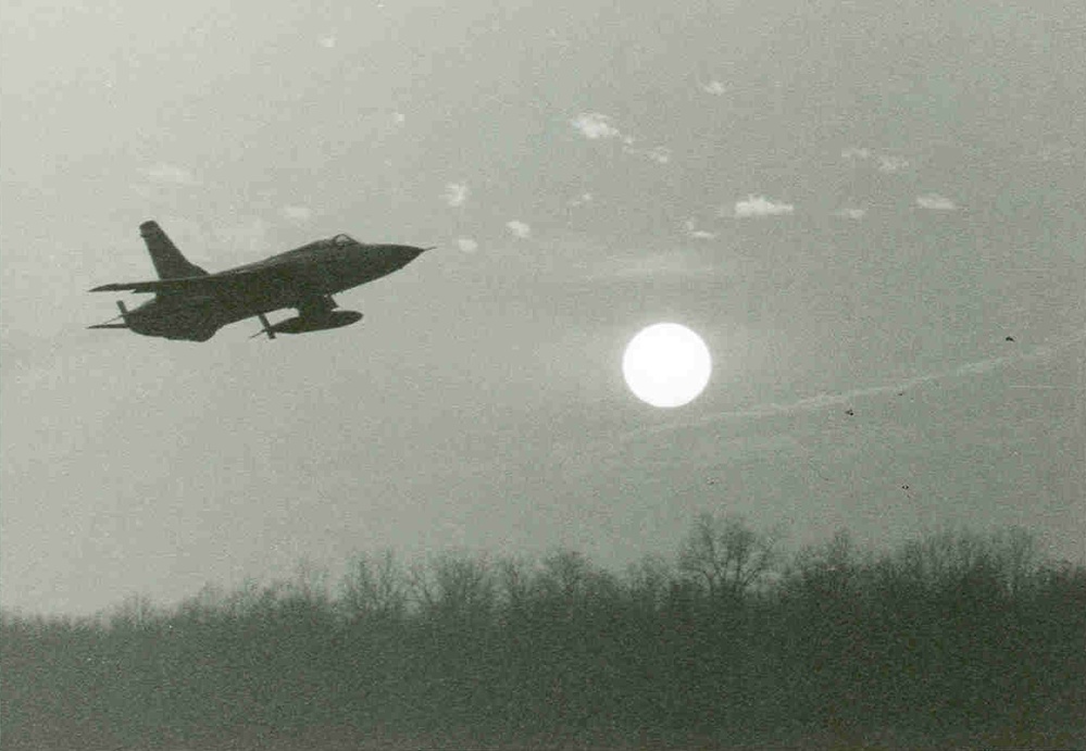 F-105 Thunderchief display at Arnold AFB honors Bond