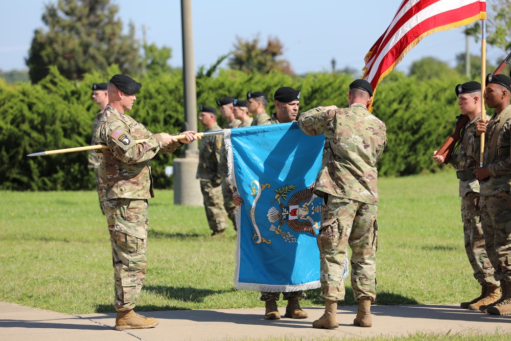 The 302nd Intelligence and Electronic Warfare Battalion Activates on Fort Campbell