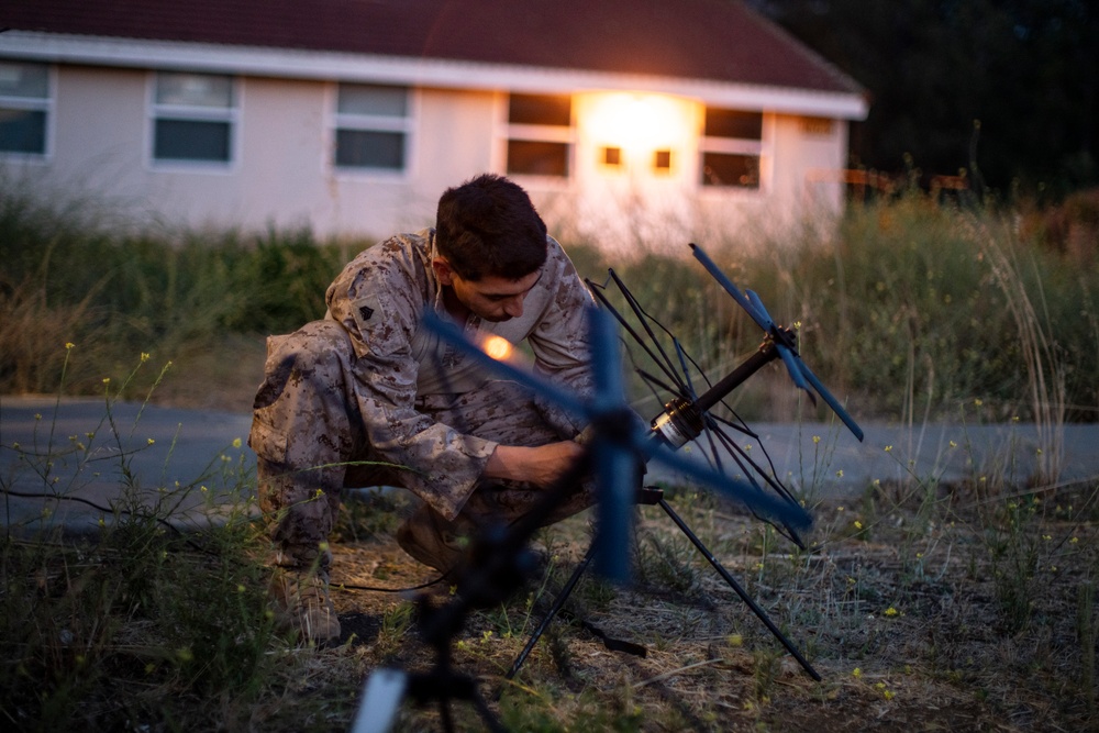 15th MEU Establishes Forward Refueling Point During RUT