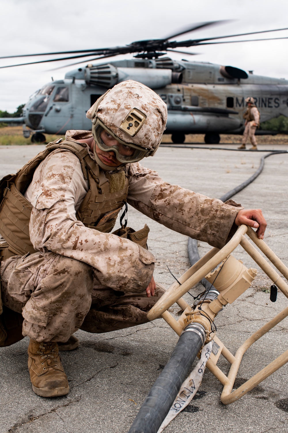 15th MEU Establishes Forward Refueling Point During RUT