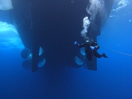 MDSU-1 Dives the Arctic with U.S. Coast Guard