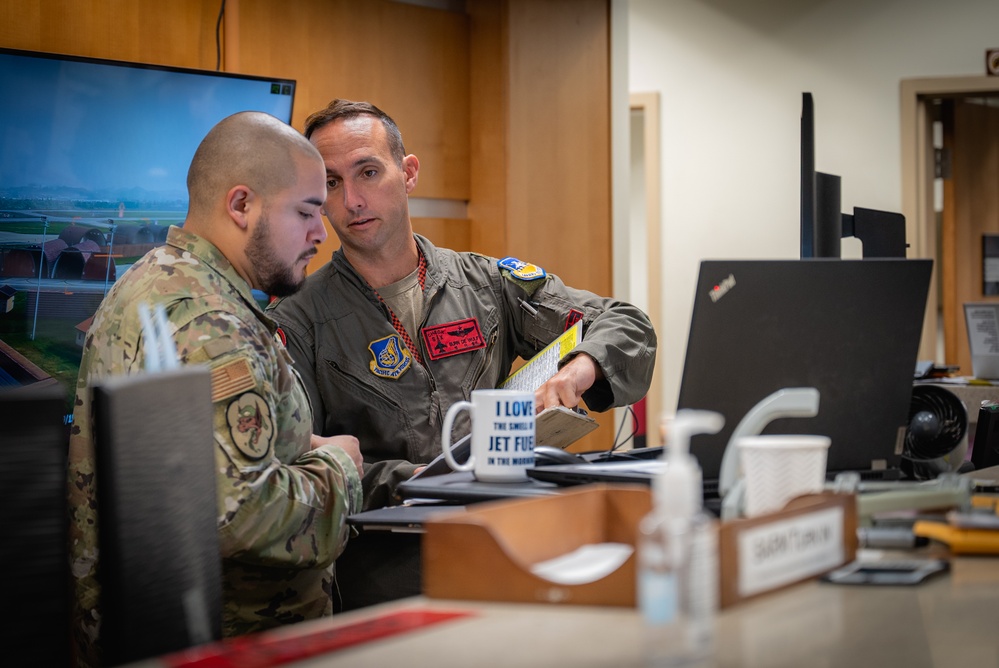 Osan F-16s depart for bilateral Cope Taufan 23 support