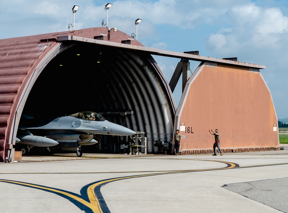 Osan F-16s depart for bilateral Cope Taufan 23 support