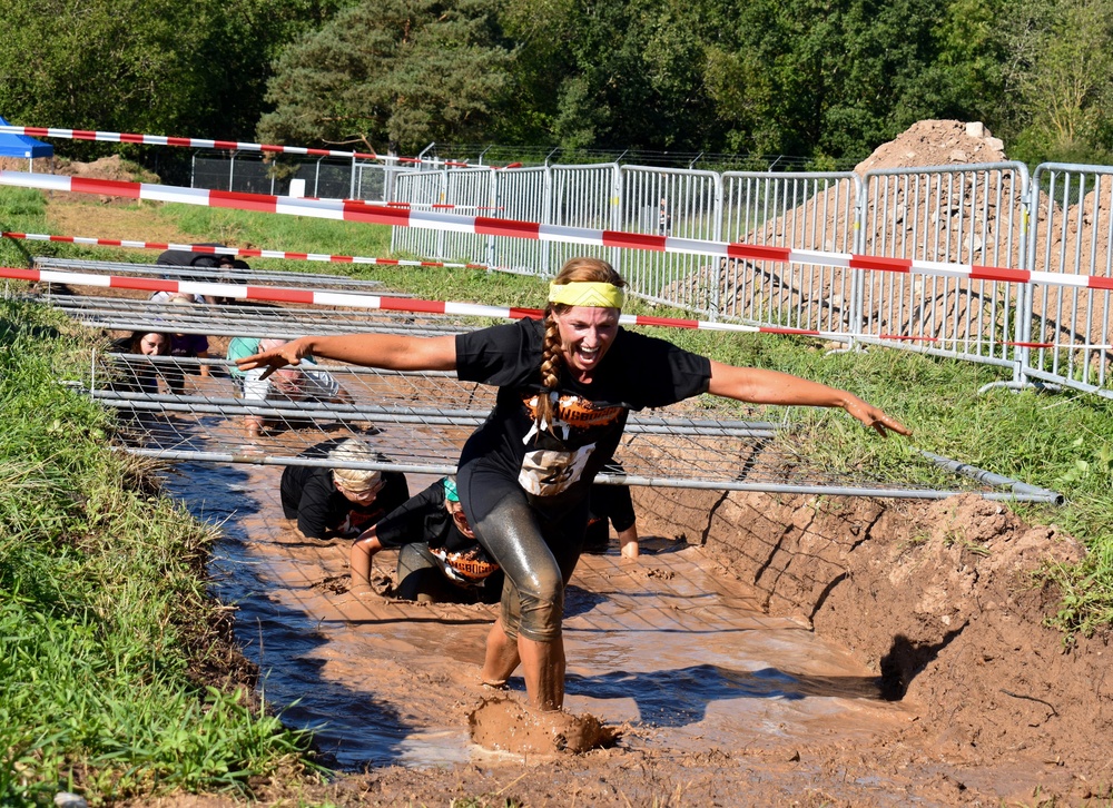 Ansbach Community Makes a Splash at the Inaugural Ansbogger Challenge Run