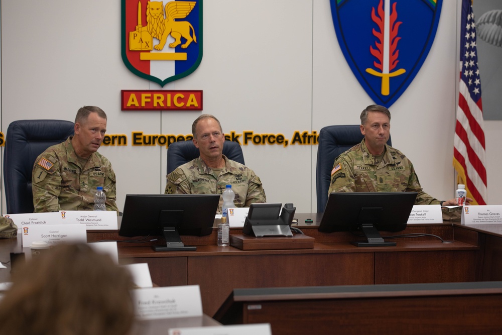 Lt. Gen. John Kolasheski visits SETAF-AF
