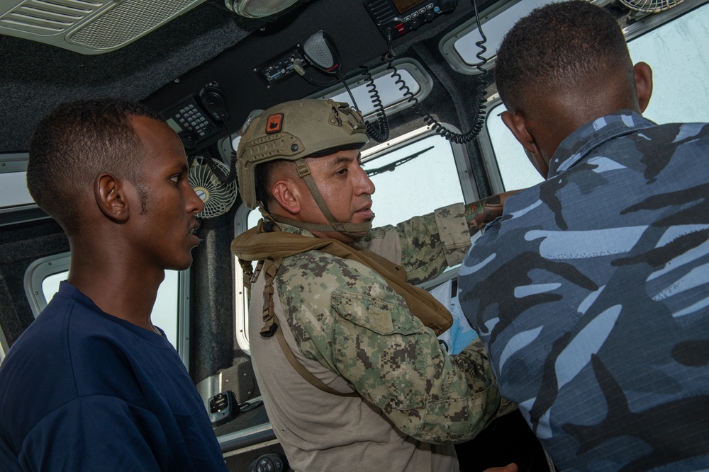 MSRON 11 Leads Djiboutian Navy in Groundbreaking Navigation Training