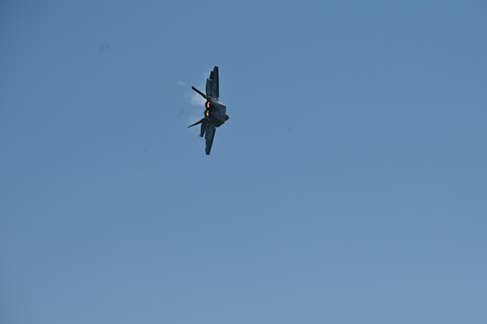 F-22 Raptor Demo Team perform practice demo over Tybee Island Beach