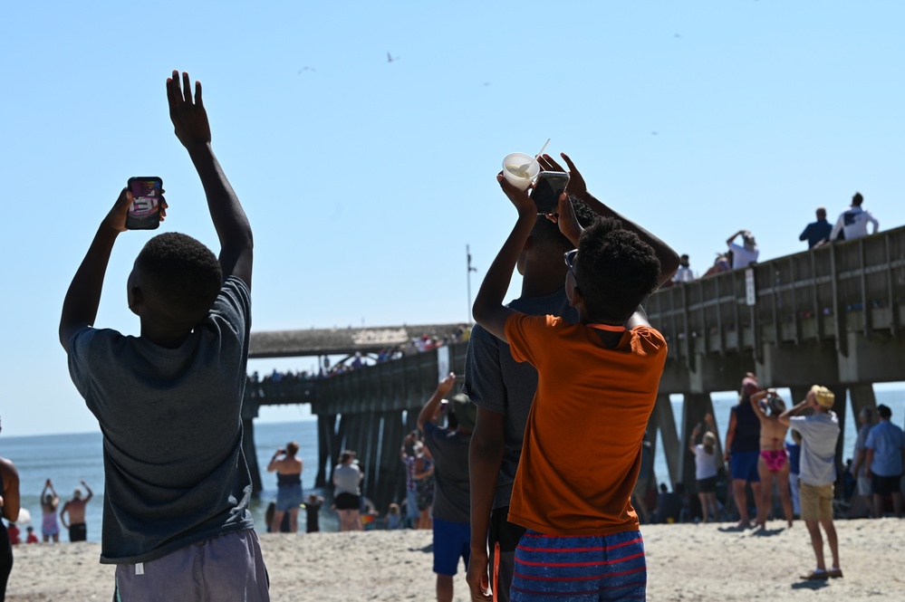 F-22 Raptor Demo Team perform practice demo over Tybee Island Beach