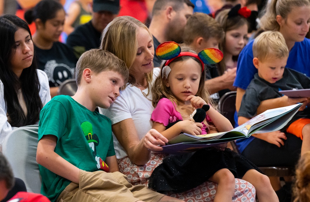 Eustis donates 3000 books to military dependents