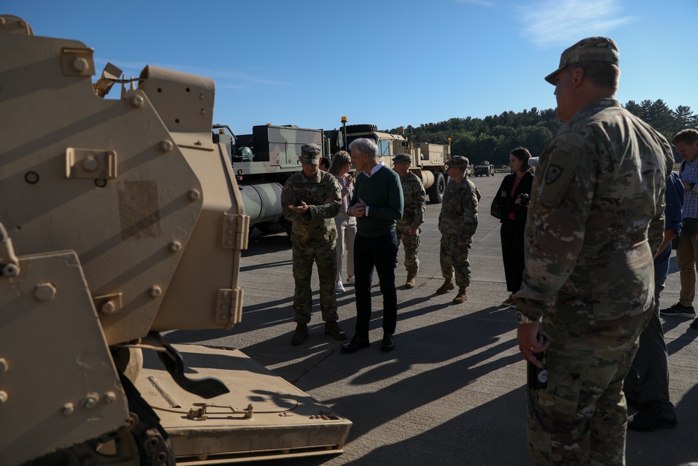 The Norwegian Prime Minister, Jonas Gahr Støre, and Norwegian Ambassador to the United States Anniken Krutnes, visit Camp Ripley Training Center