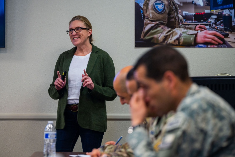 CFSCC, 18 SDS welcome Chilean AF delegation for SDA immersion