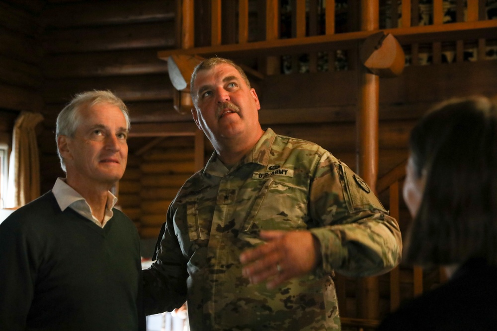 The Norwegian Prime Minister, Jonas Gahr Støre, and Norwegian Ambassador to the United States Anniken Krutnes, visit Camp Ripley Training Center