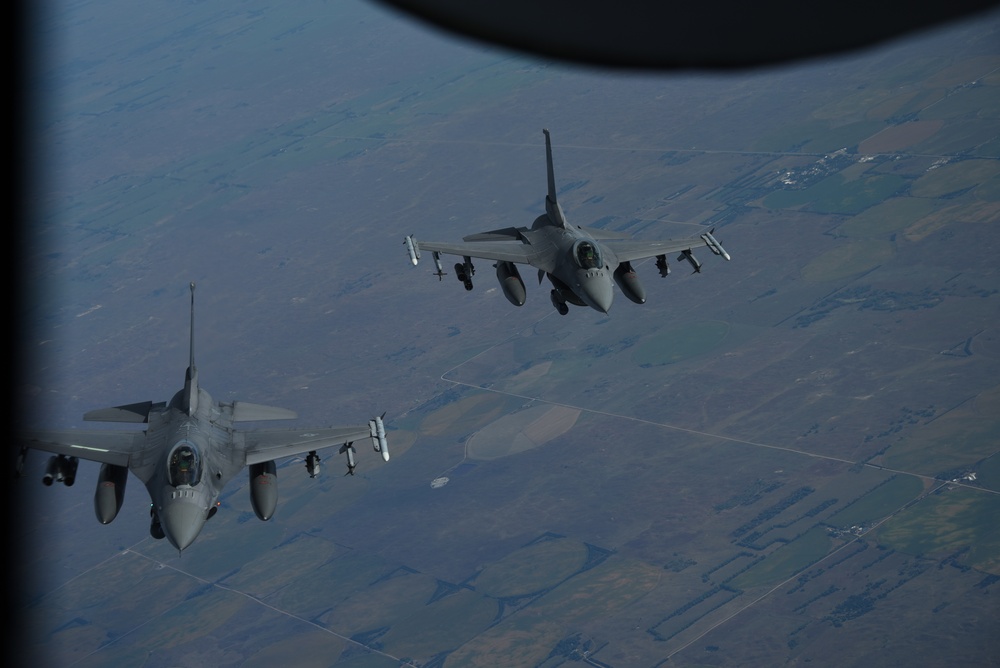 185th Air Refueling Wing Hosts Medal of Honor recipient Michael J. Fitzmaurice.