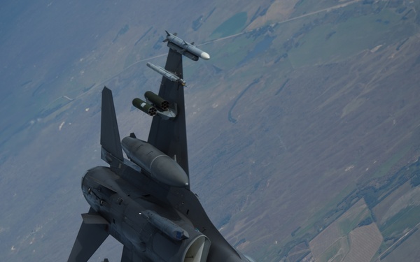 185th Air Refueling Wing Hosts Medal of Honor recipient Michael J. Fitzmaurice.