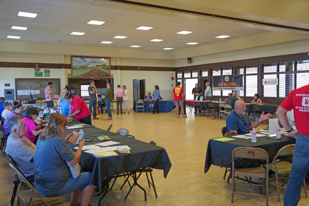 USACE shares debris removal information with residents impacted by Hawai'i wildfires