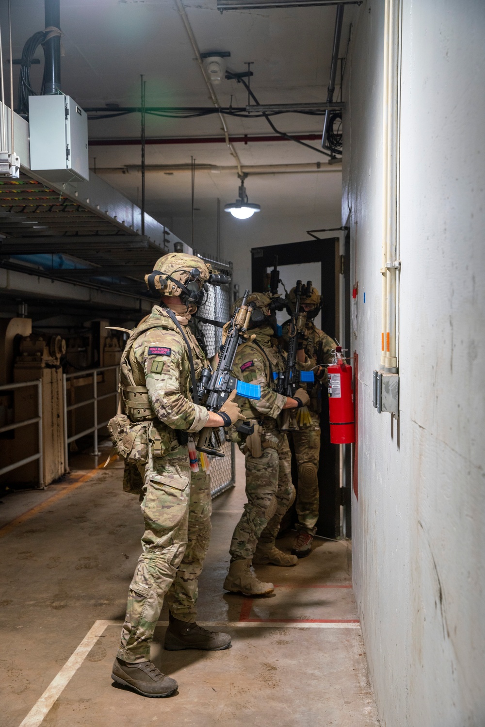 15th MEU, British Royal Marines, Phoenix Police Conduct Joint Raid