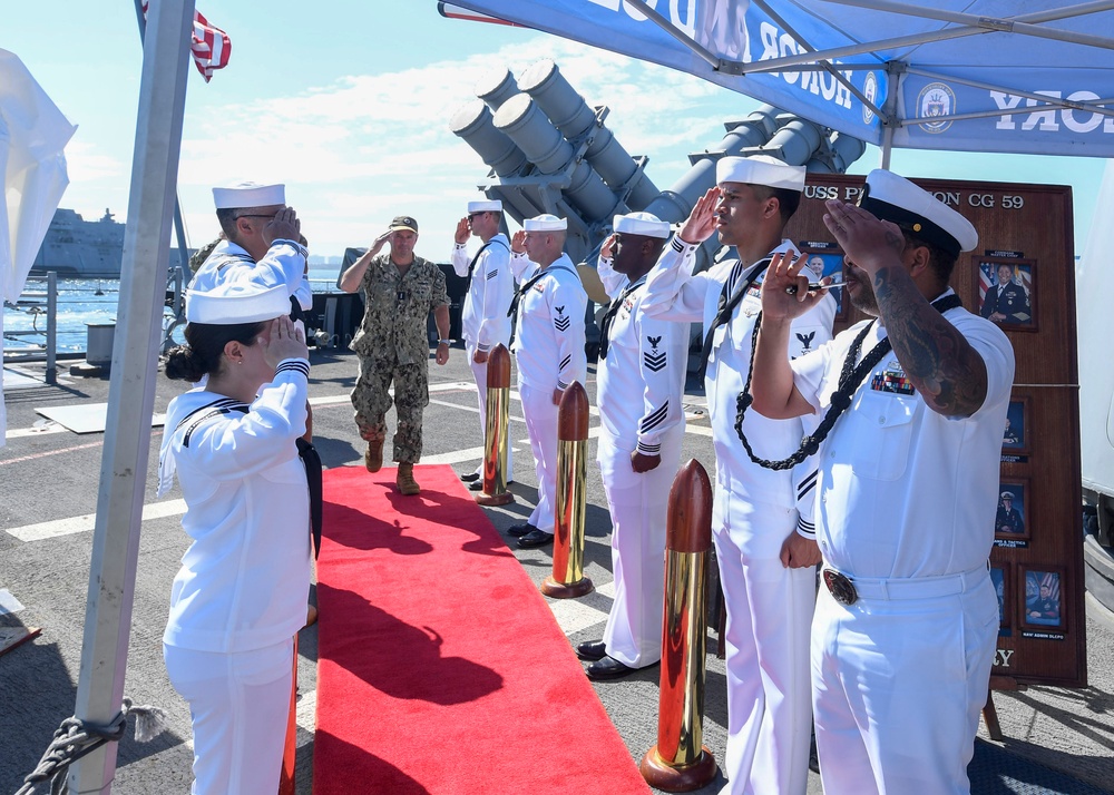 Vice Admiral Jim Kilby attends Surface Warfare Flag Officer Training Symposium