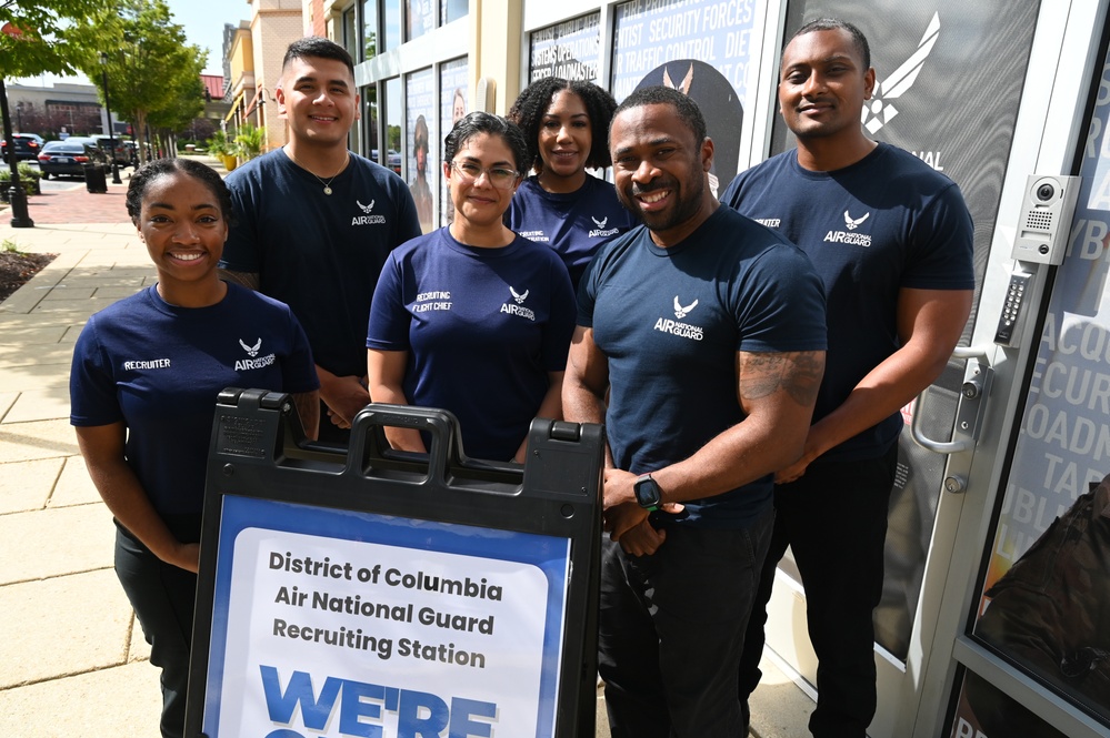 D.C. Air National Guard ‘storefront’ recruitment office extends community engagement