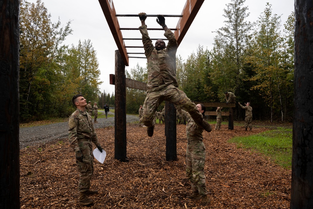 University Alaska Army ROTC cadets develop soldiering skills during Operation Resolute Phoenix