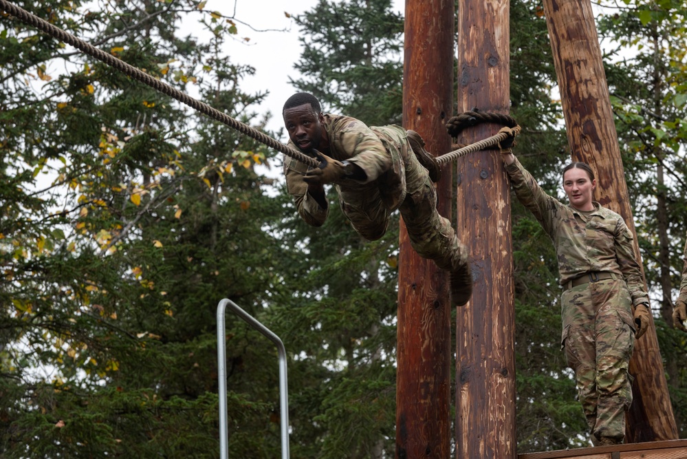 University Alaska Army ROTC cadets develop soldiering skills during Operation Resolute Phoenix