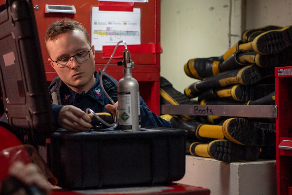 Sailor Calibrates  Gas And Flame Detector