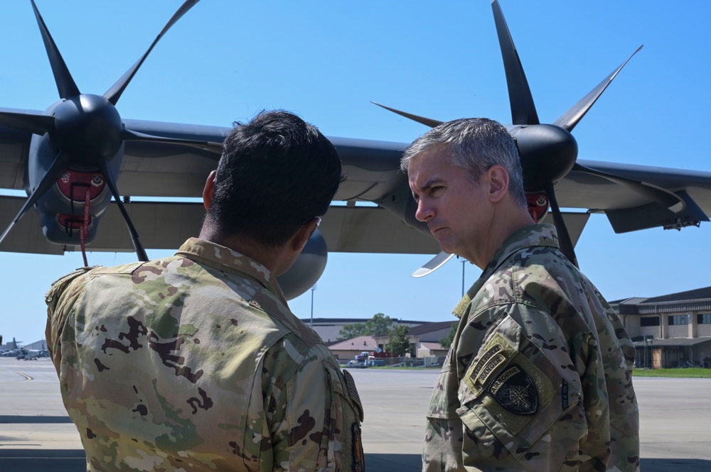 SOCNORTH visits AFSOC