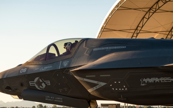 VMFA-225 F-35Bs Launch from MCAS Yuma for Strike Mission