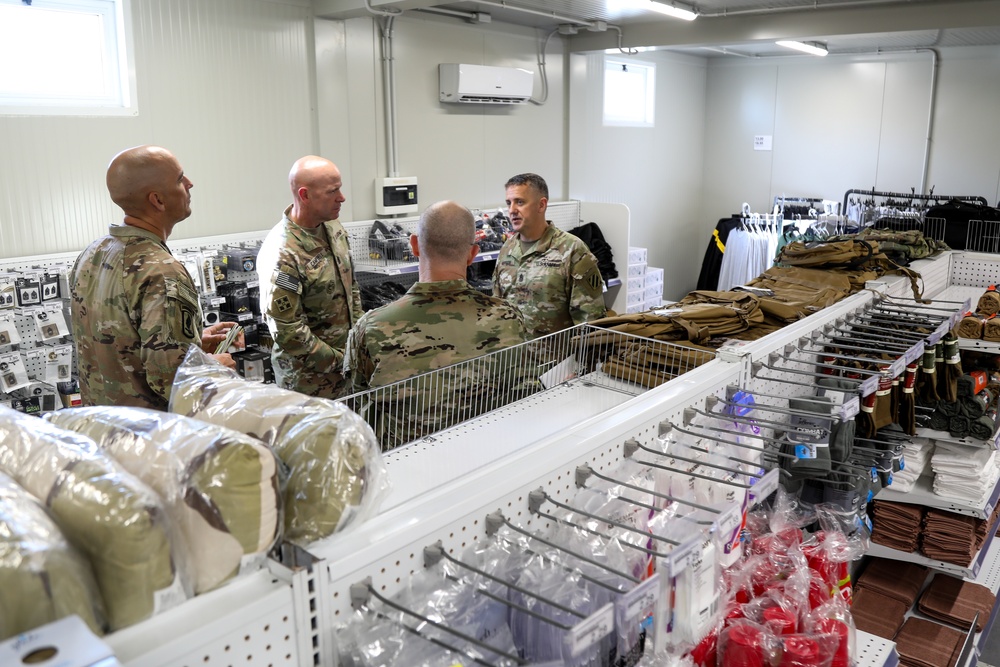 Division senior enlisted leader visits Powidz base