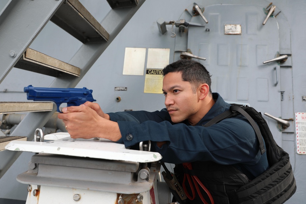USS Paul Ignatius Holds Anti-Terrorism Drills