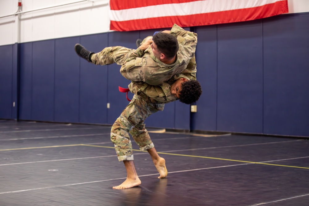 Soldiers compete in 2023 Ohio Army National Guard Combatives Tournament