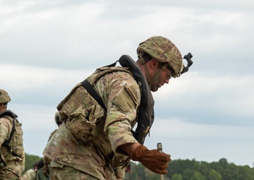 Raiders and Black Diamonds conduct wet gap crossing