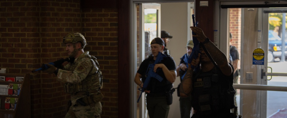 187th Fighter Wing and Montgomery SWAT train together