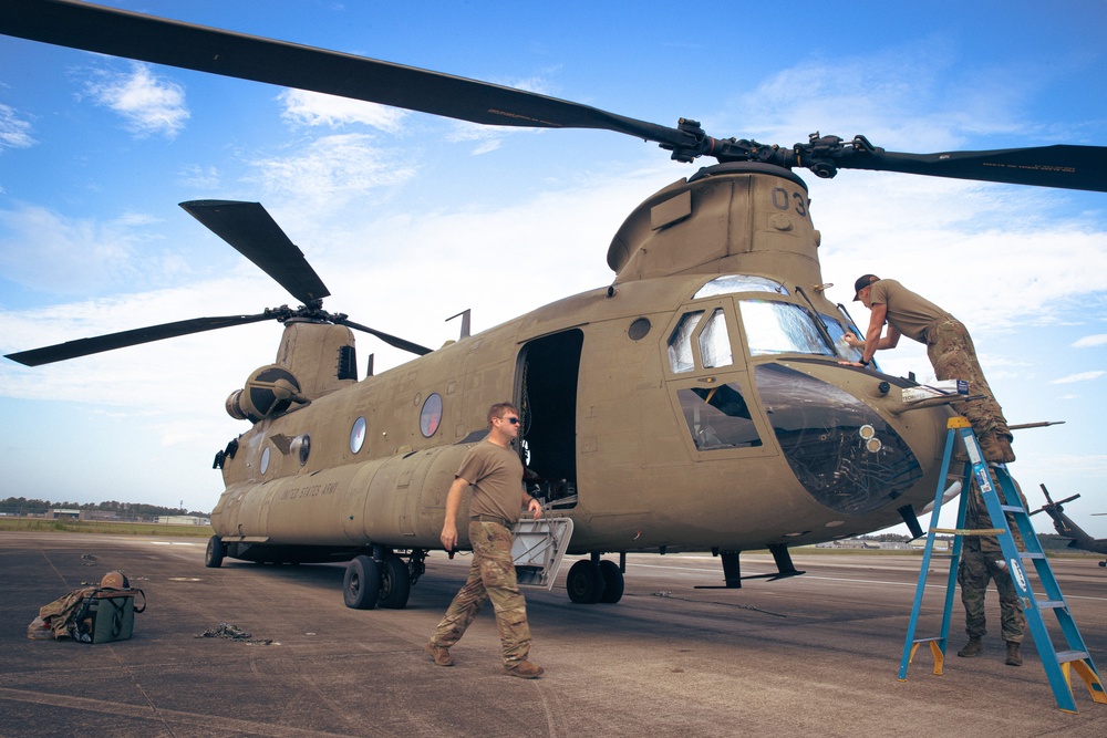 U.S. Army Chinook Flight Crew Assists With Wildfire Suppression