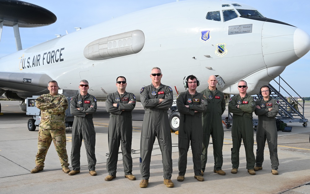 Final E-3 Sentry AWACS to retire this year departs for Arizona