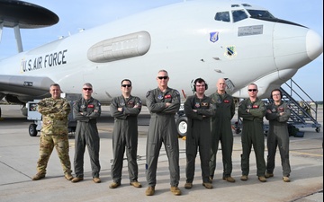 Final E-3 Sentry AWACS to retire this year departs for Arizona