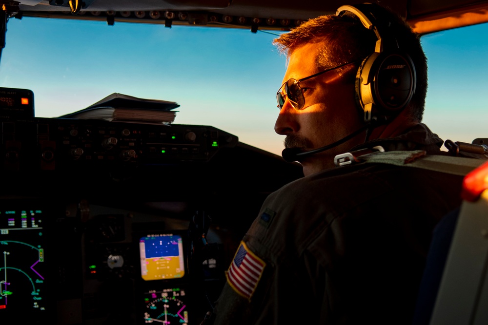 121st refuels C-130 Hercules