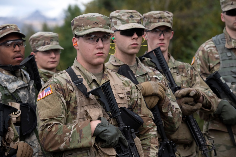 University Alaska Army ROTC cadets develop soldiering skills during Operation Resolute Phoenix