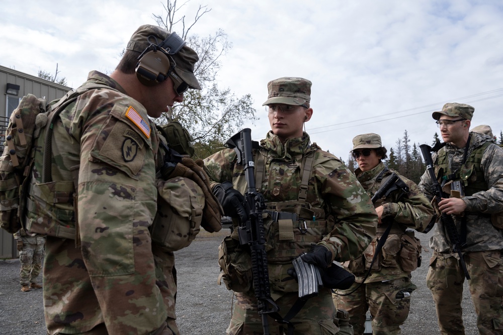 University Alaska Army ROTC cadets develop soldiering skills during Operation Resolute Phoenix