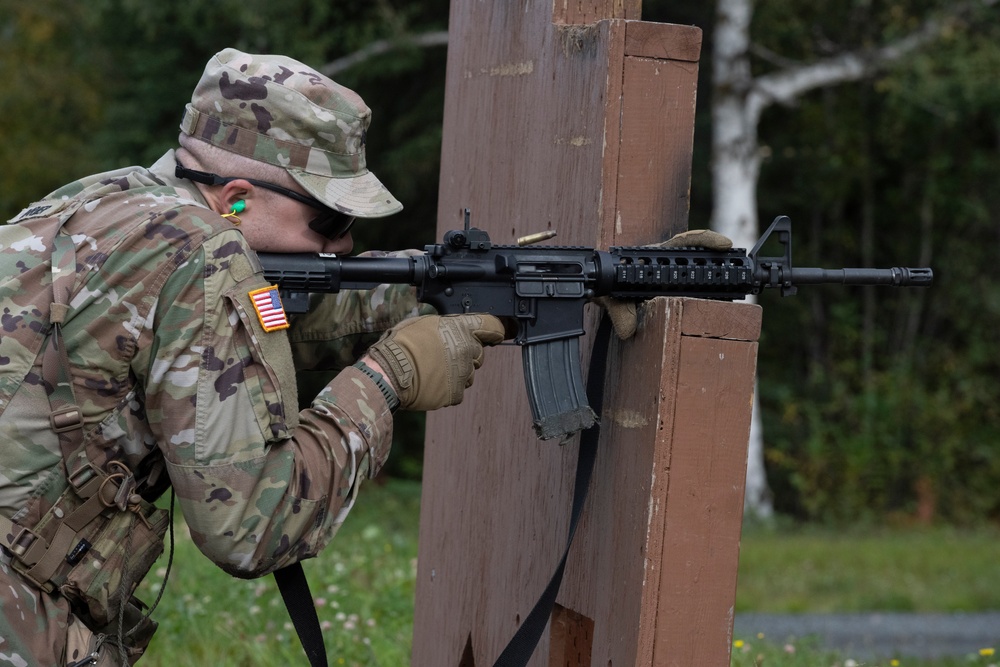 University Alaska Army ROTC cadets develop soldiering skills during Operation Resolute Phoenix