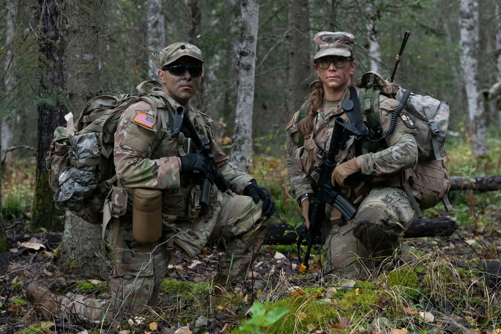 University Alaska Army ROTC cadets develop soldiering skills during Operation Resolute Phoenix