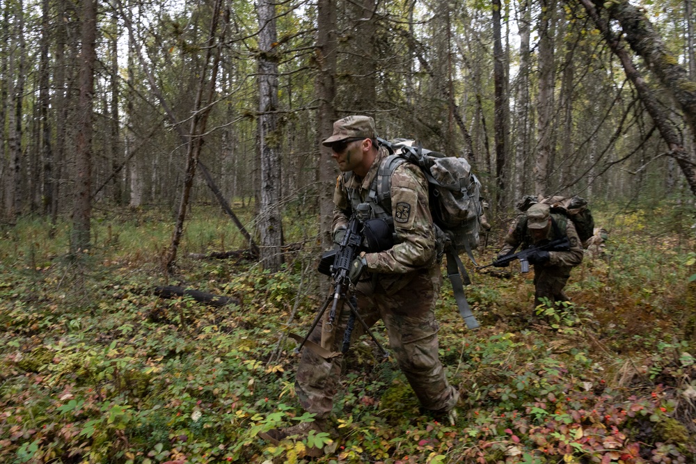 University Alaska Army ROTC cadets develop soldiering skills during Operation Resolute Phoenix