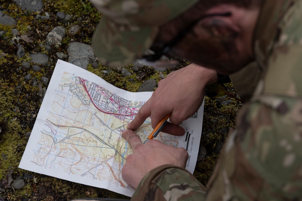 University Alaska Army ROTC cadets develop soldiering skills during Operation Resolute Phoenix