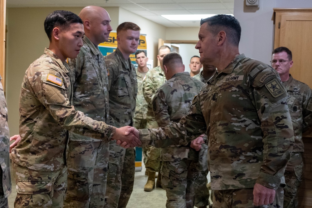 Sergeant Major of the Army Presents Coins to Ft. Wainwright Soldiers