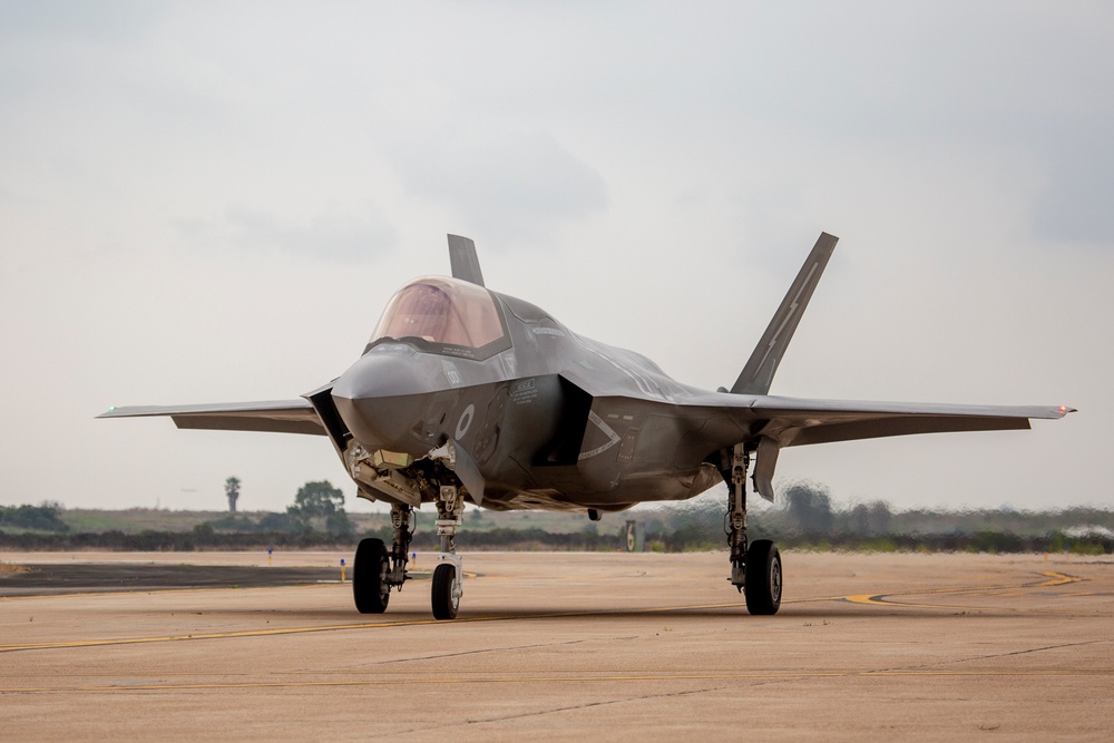 America's Airshow 2023:  Royal Air Force F-35B Demo