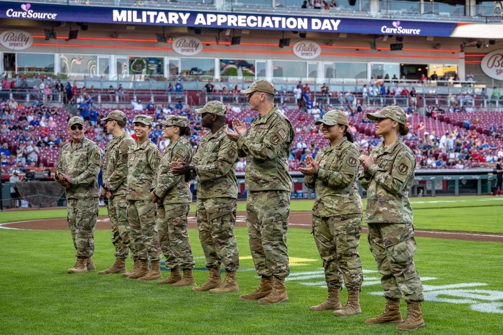 Cincinnati Reds - The Reds are wearing their Military